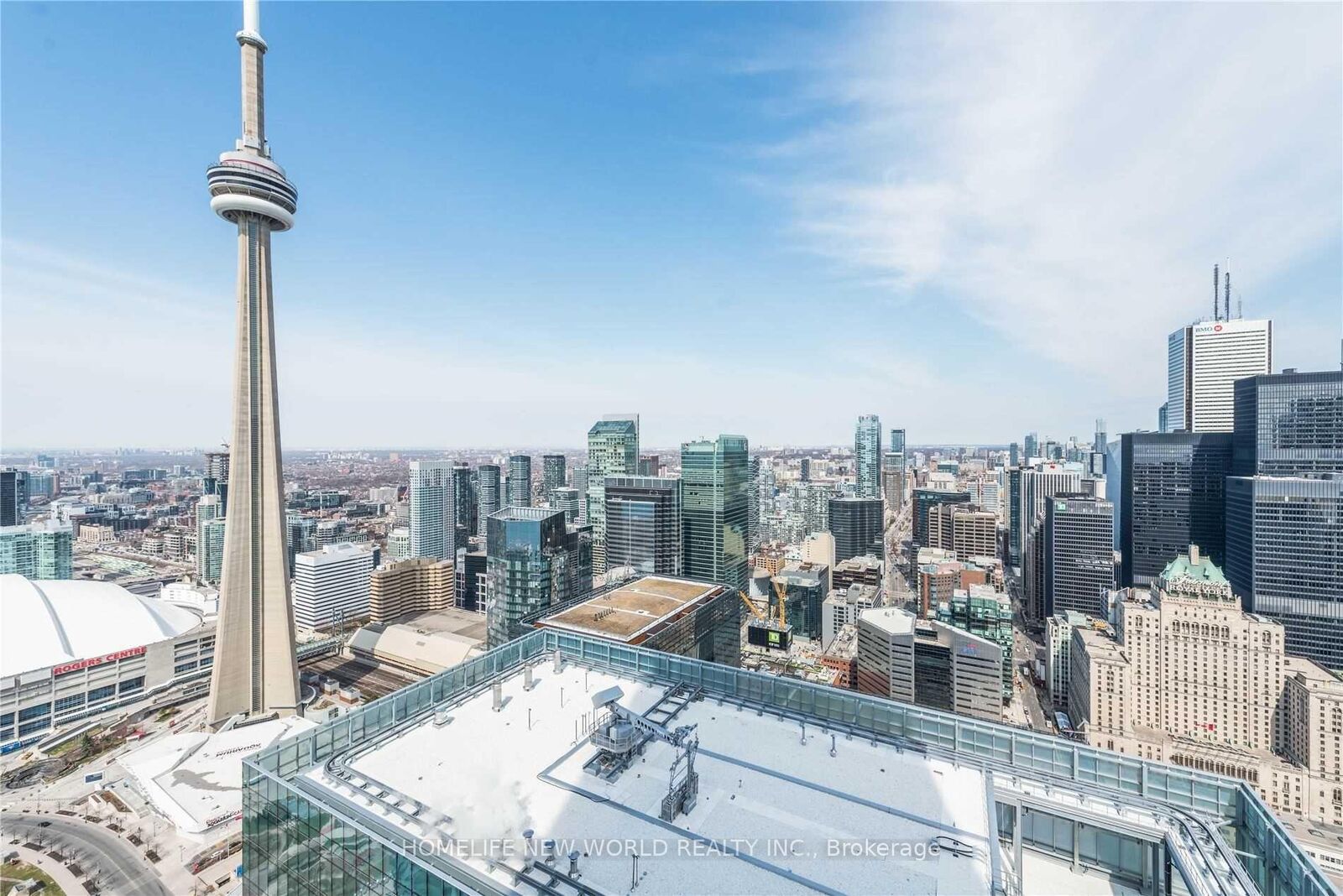 Property Photo: 14 York Street 5709 ON M5J 0B1