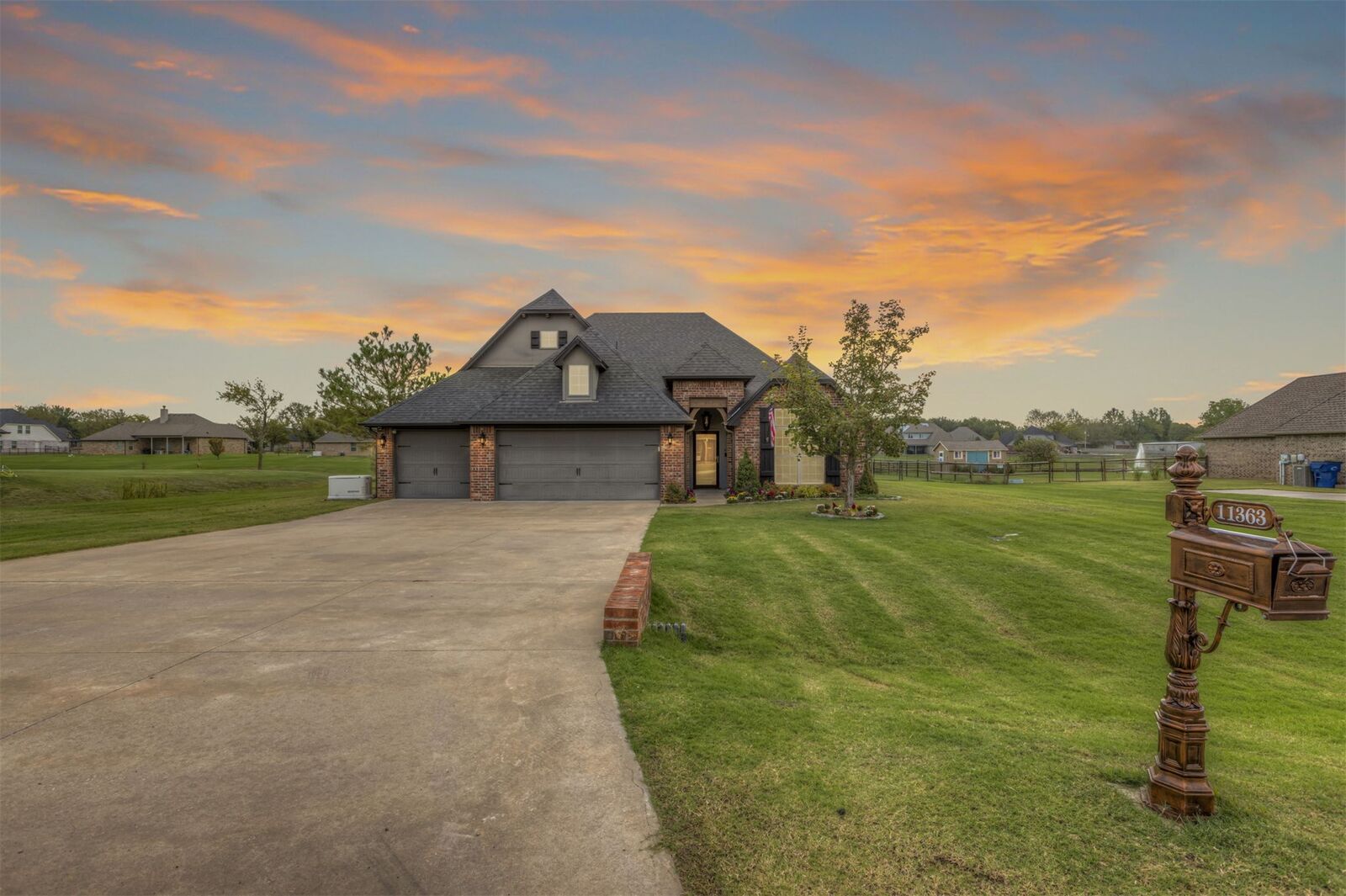 Property Photo: 11363 N 163rd Avenue E OK 74055