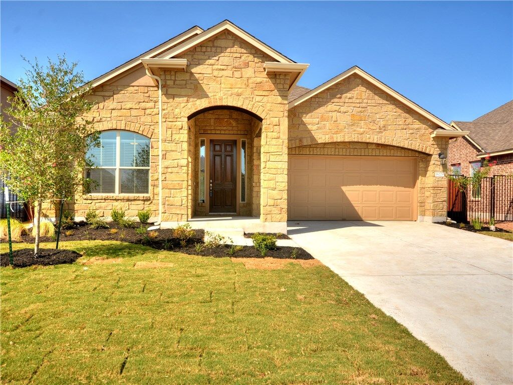 Property Photo:  16229 Cantania Cove  TX 78660 
