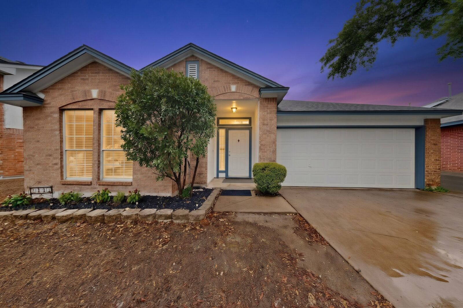 Property Photo:  2447 Roundabout Lane  TX 78664 