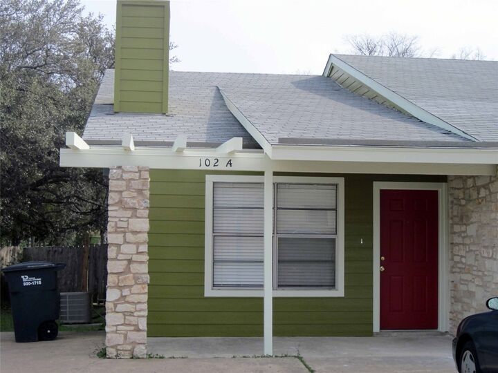Property Photo:  102 Verna Spur A  TX 78628 