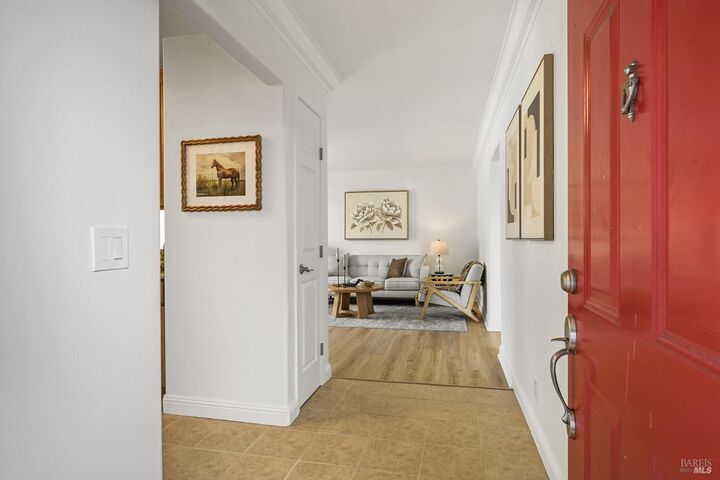 Property Photo: 225 Burt Street 17 CA 95407