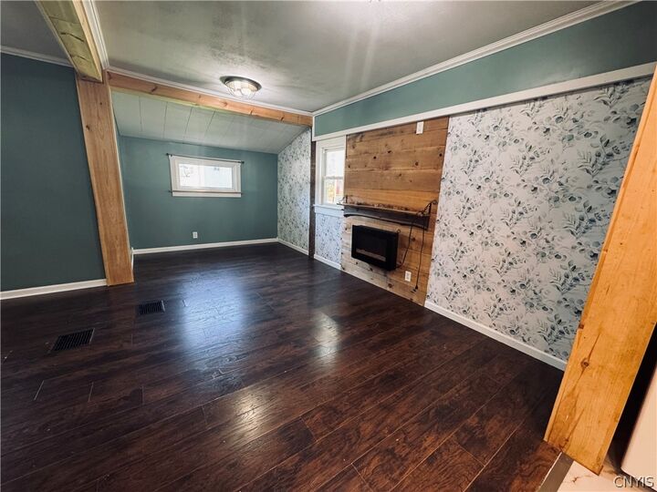 Property Photo:  406 Main Street  NY 13135 