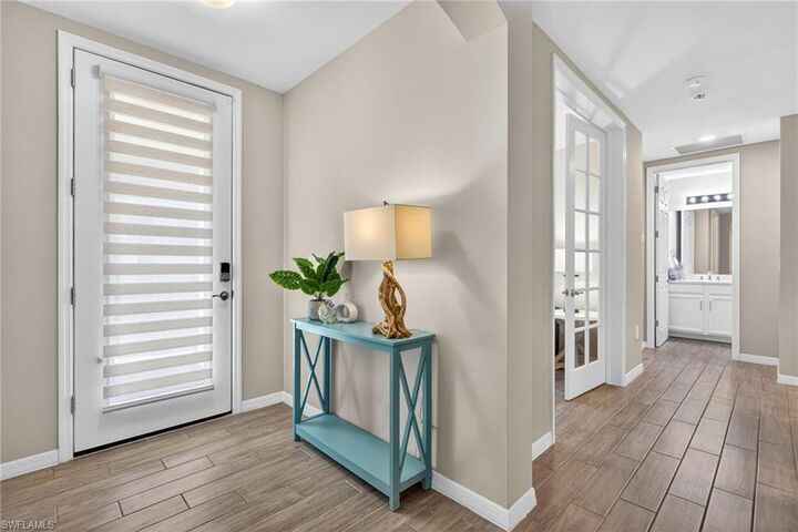 Property Photo:  14567 Edgewater Cir  FL 34114 