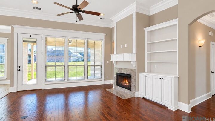 Property Photo: 22265 Fairway View Dr LA 70791
