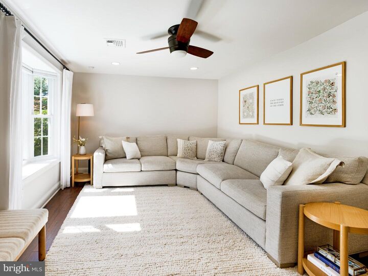 Property Photo: 1309 Marshallton Thorndale Road PA 19335