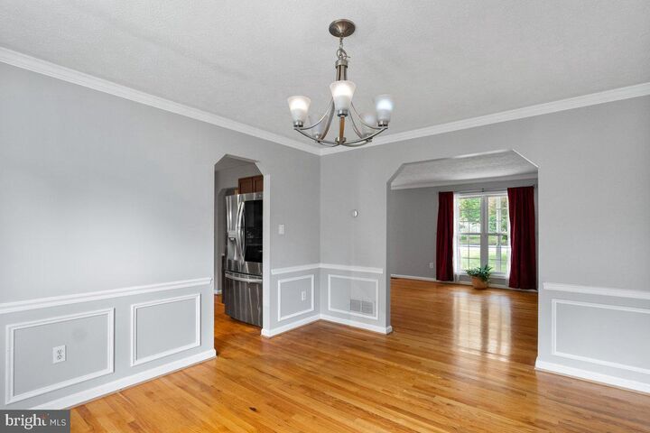 Property Photo:  2820 Saratoga Drive  VA 22601 