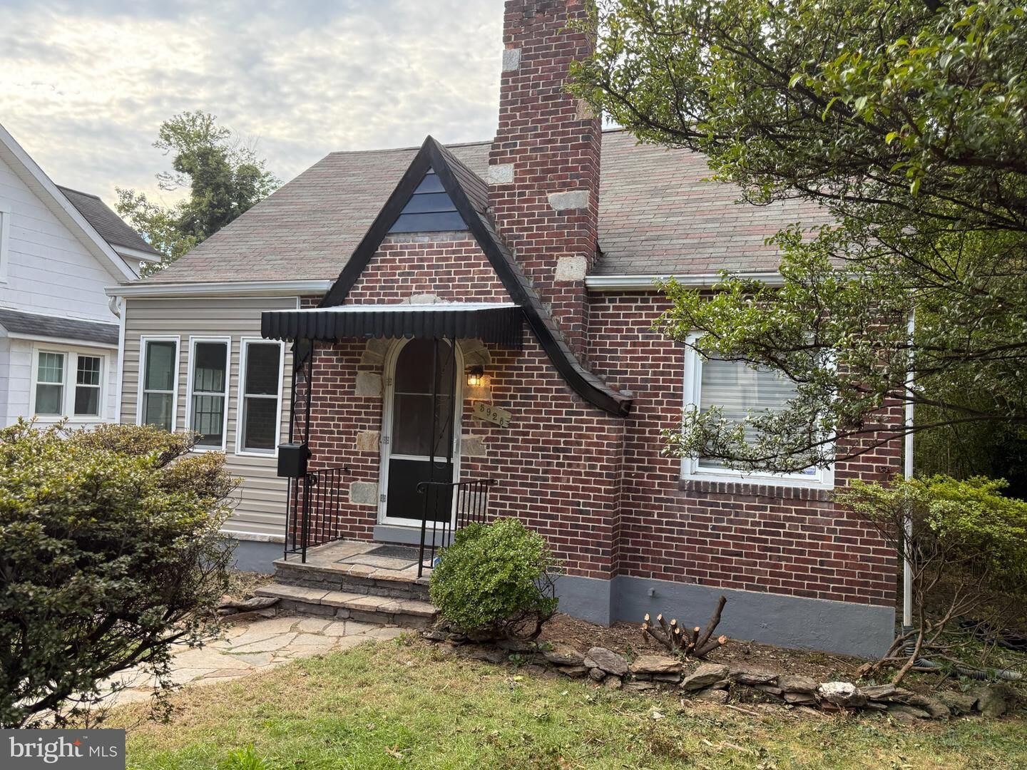 Property Photo: 5928 Greenhill Avenue MD 21206