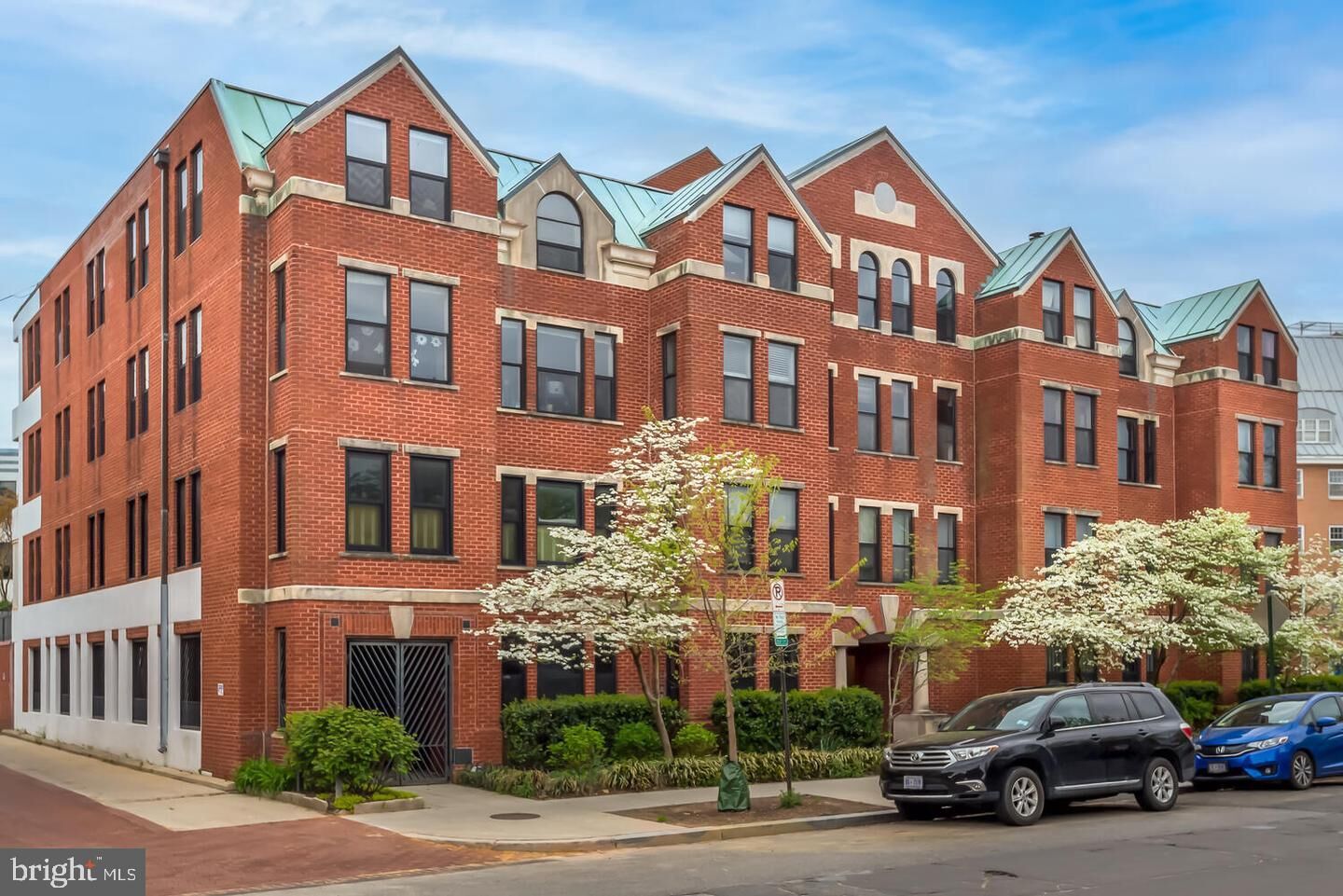 Property Photo:  649 C Street SE 205  DC 20003 