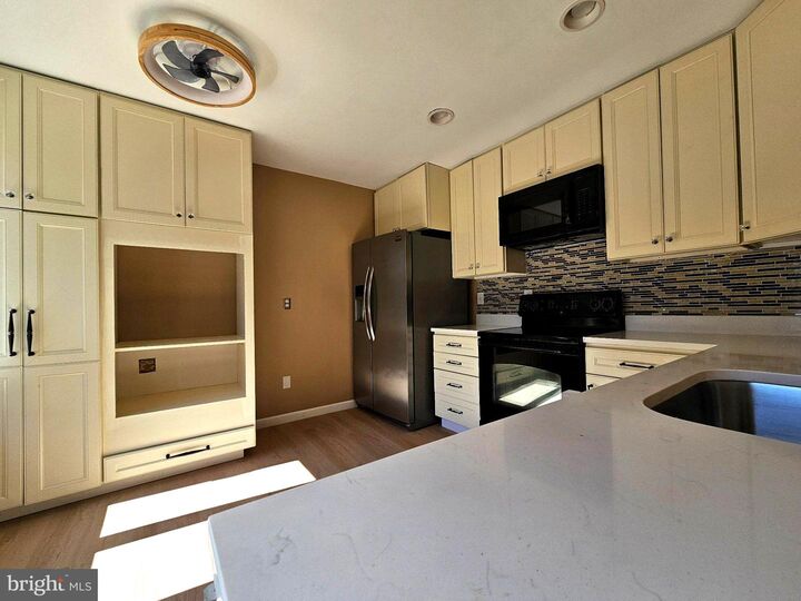 Property Photo: 9905 Frederick Road MD 21042