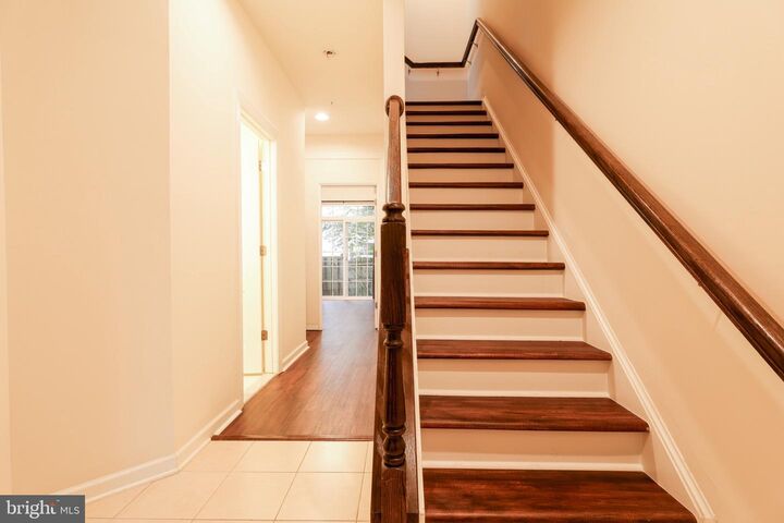Property Photo:  7469 Riding Meadow Way  VA 20111 