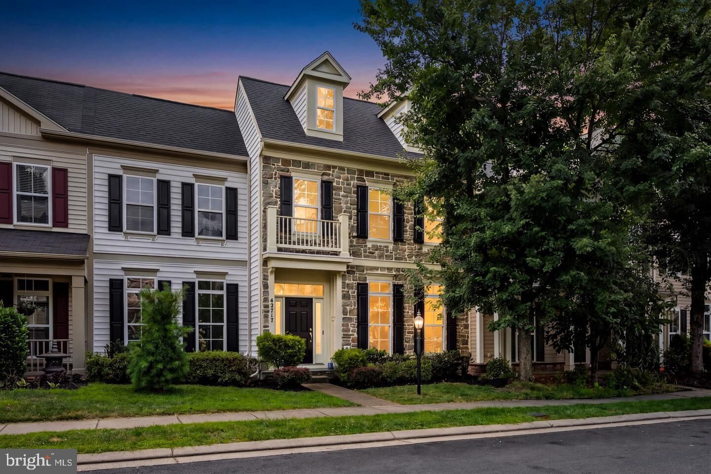 Property Photo:  42717 Explorer Drive  VA 20148 