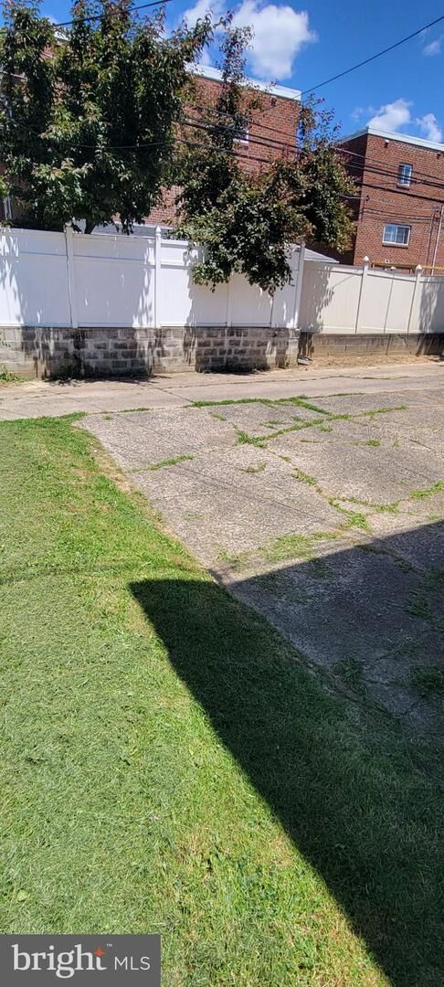 Property Photo:  717 Sanford Street 2  PA 19116 