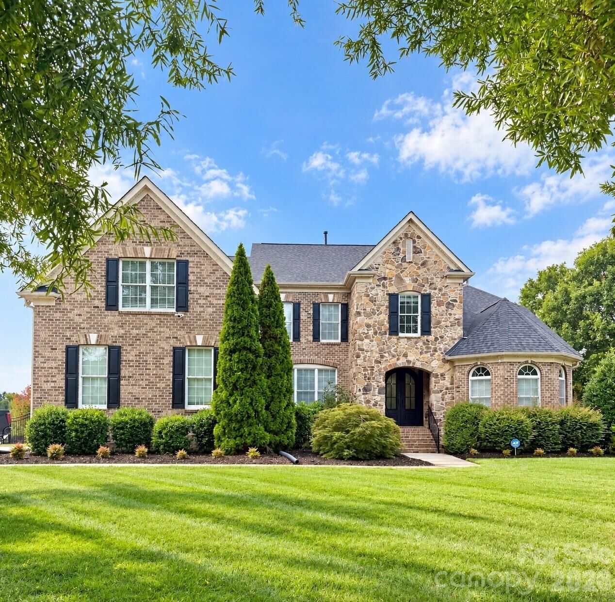 Property Photo: 5017 Autumn Blossom Lane NC 28173