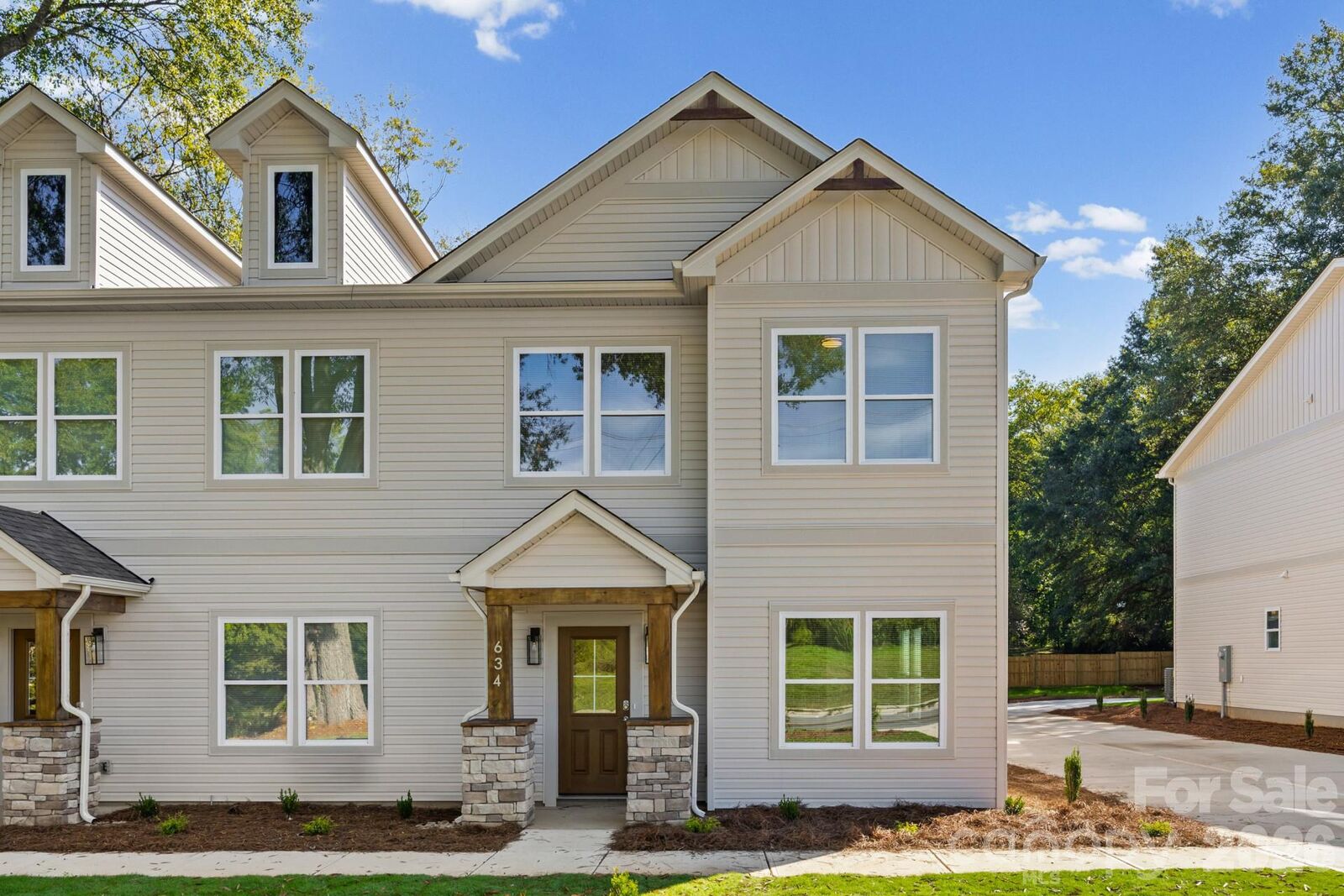 Property Photo:  634 N Modena Street  NC 28054 