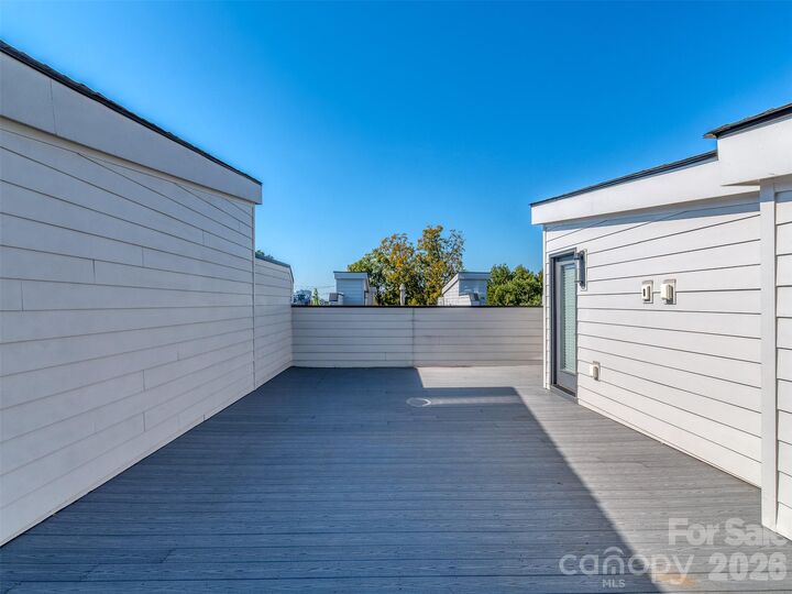Property Photo:  834 Van Every Street  NC 28205 