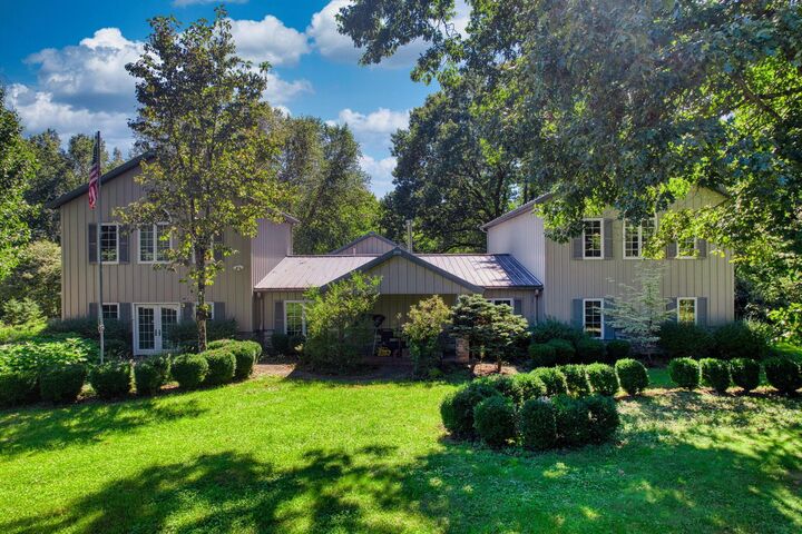 Property Photo:  11620 Fairview SE Road  OH 43056 