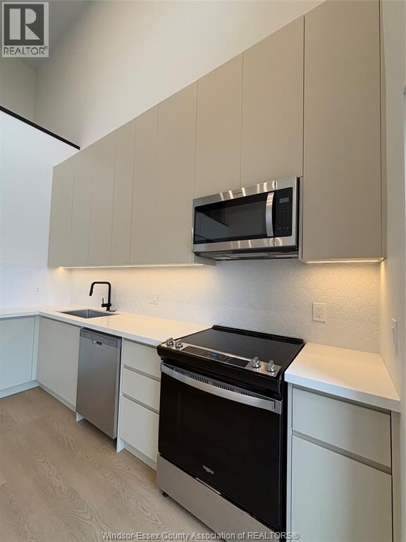 Property Photo:  4044 Laurier 601  ON N9H 0R1 
