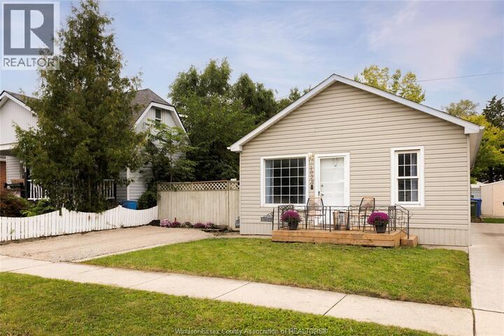 Property Photo:  1028 Reedmere Rd  ON N8S 2M1 