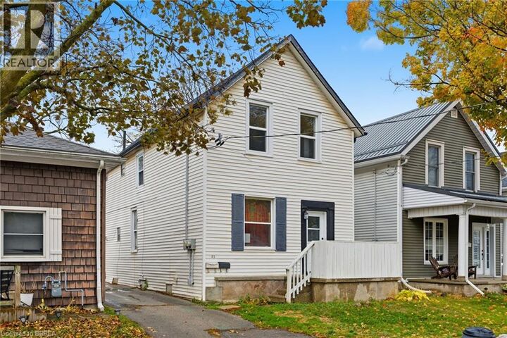 Property Photo:  43 Richardson Street  ON N3T 1H7 