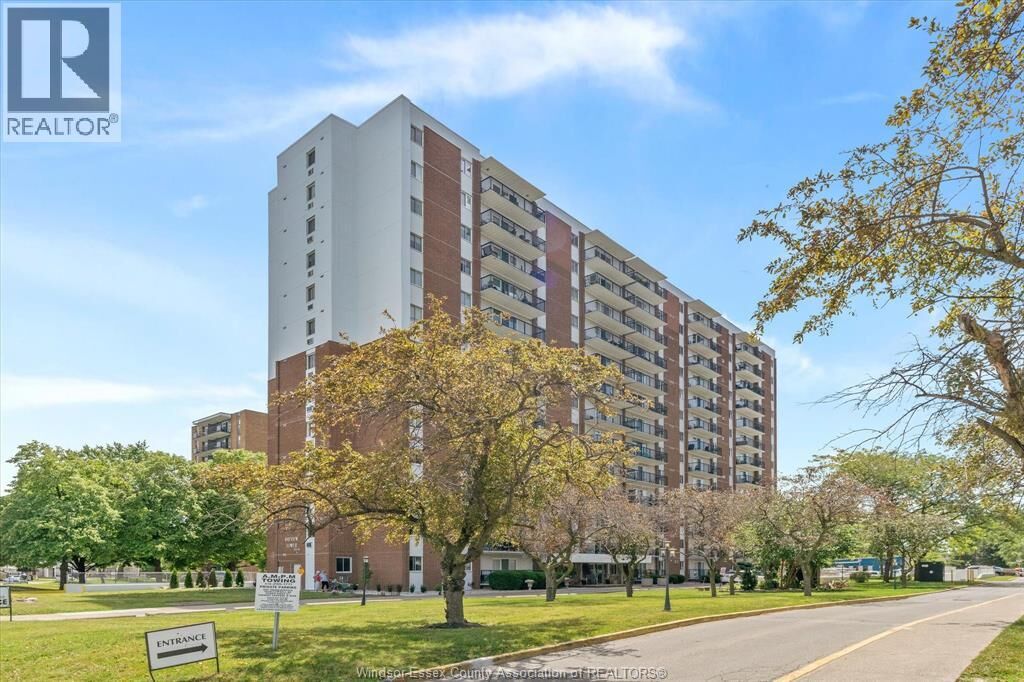 Property Photo:  8591 Riverside Drive East 702  ON N8S 1G3 