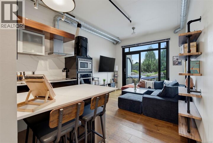Property Photo: 1029 View Street 322 BC V8V 0C9