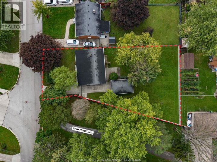 Property Photo:  1109 Parkview Avenue  ON N8S 2X8 