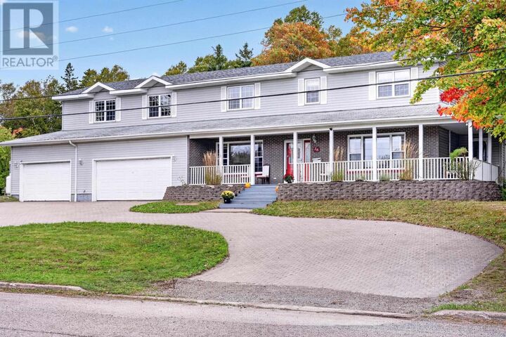 Property Photo:  36 Bradmoor Crescent Crescent  NS B1S 3J6 