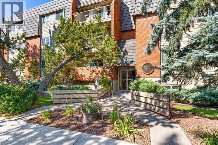 Property Photo: 222 5 Avenue Northeast AB T2E 0K6