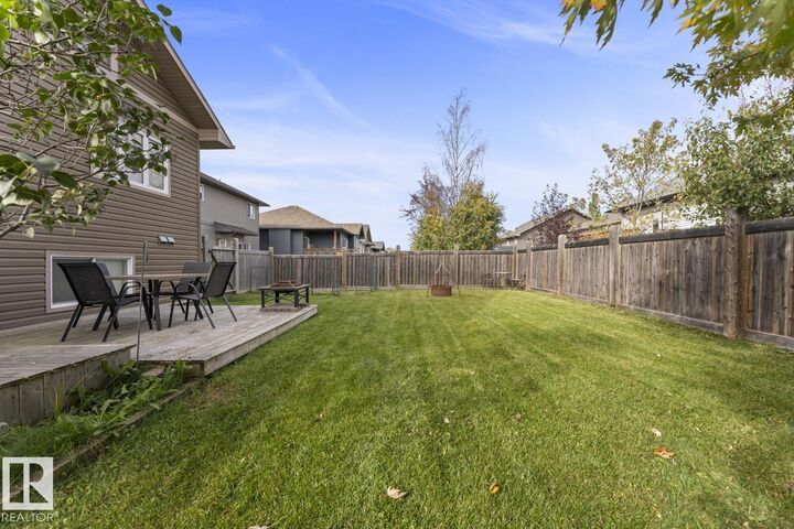 Property Photo: 2908 Goldenrod Ga AB T9M 0E1