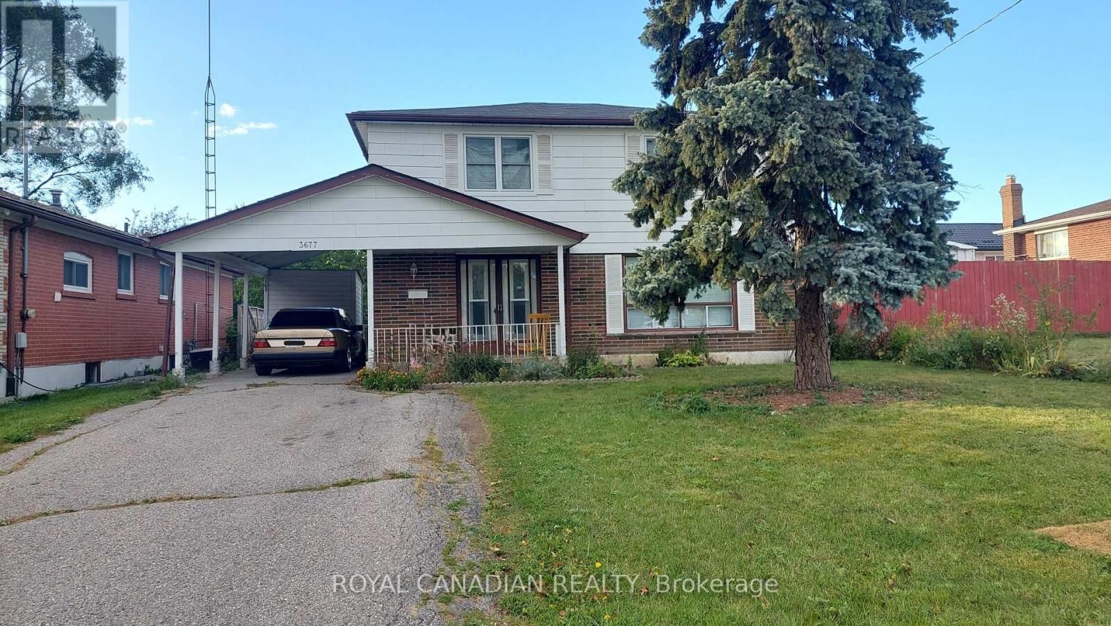 Property Photo: 3677 Woodruff Crescent ON L4T 1T8