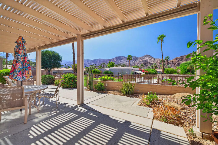 Property Photo: 48528 Via Amistad CA 92253