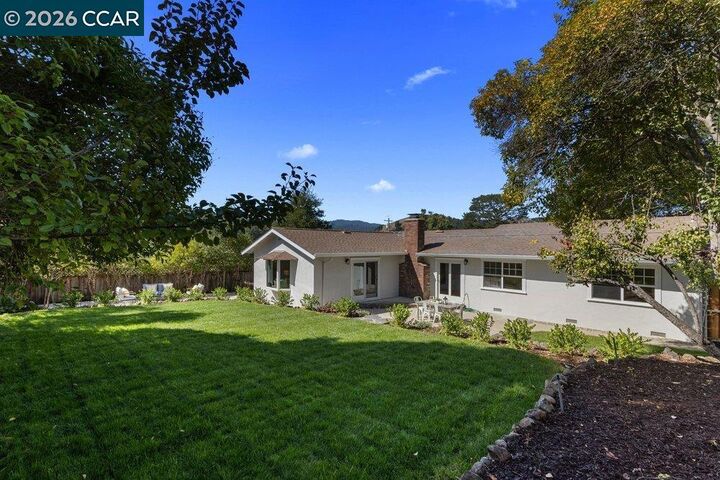 Property Photo:  9 Dickenson Drive  CA 94556 