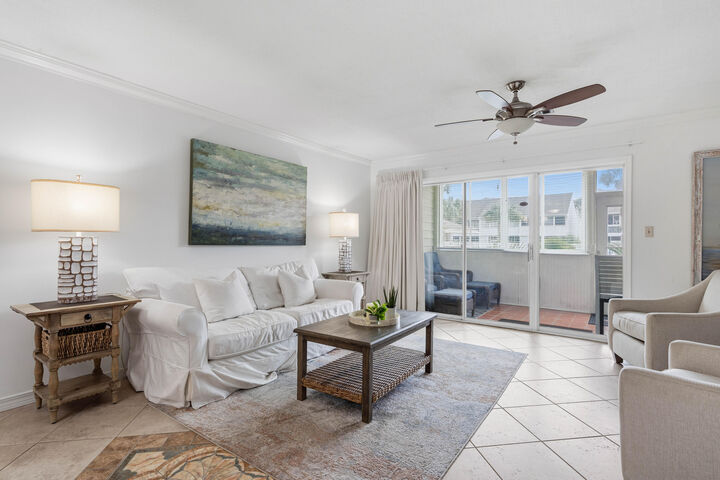 Property Photo: 41 Misty Cove Unit 201 FL 32550
