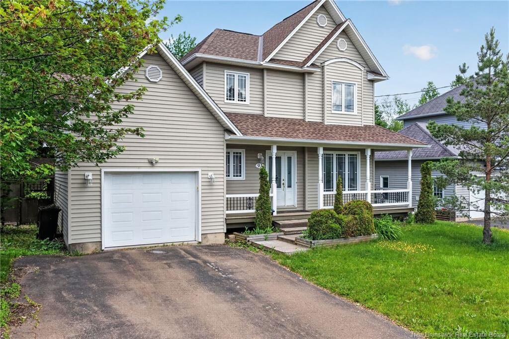 Property Photo:  93 Shannon Drive  NB E1G 4X6 