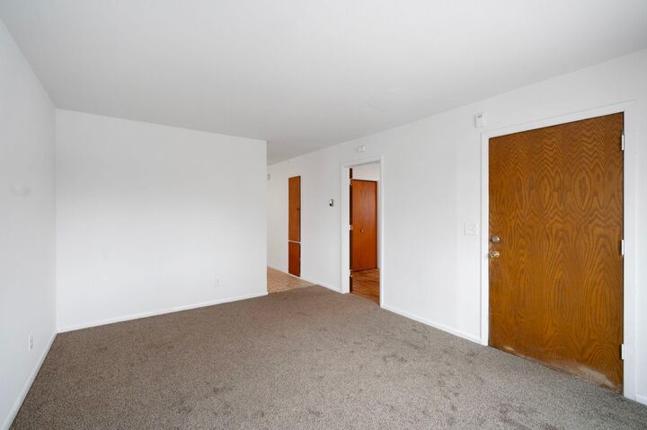 Property Photo: 1094 25th Avenue SE MN 55414