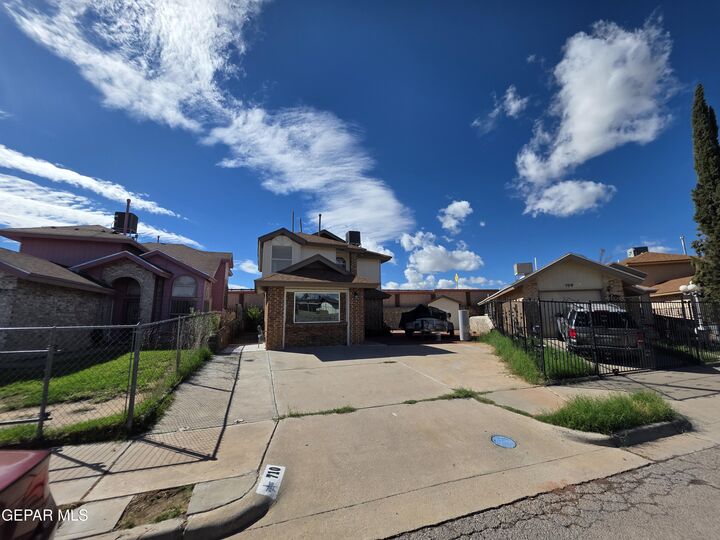 Property Photo:  710 Medina Street  TX 79905 