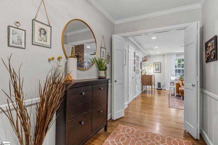 Property Photo:  105 Morningdale Drive  SC 29609-4732 