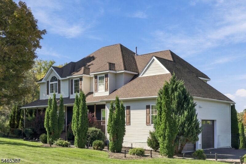Property Photo:  4 Brecia Ct  NJ 07848 