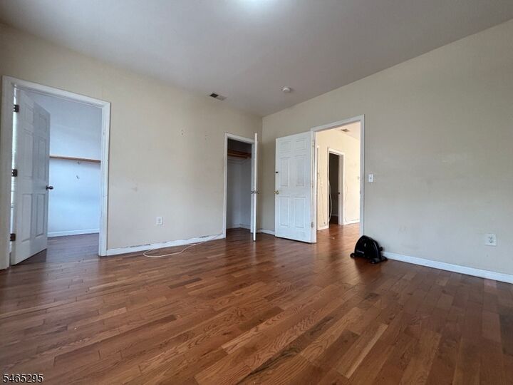 Property Photo: 225 Ripley Pl 3 NJ 07206