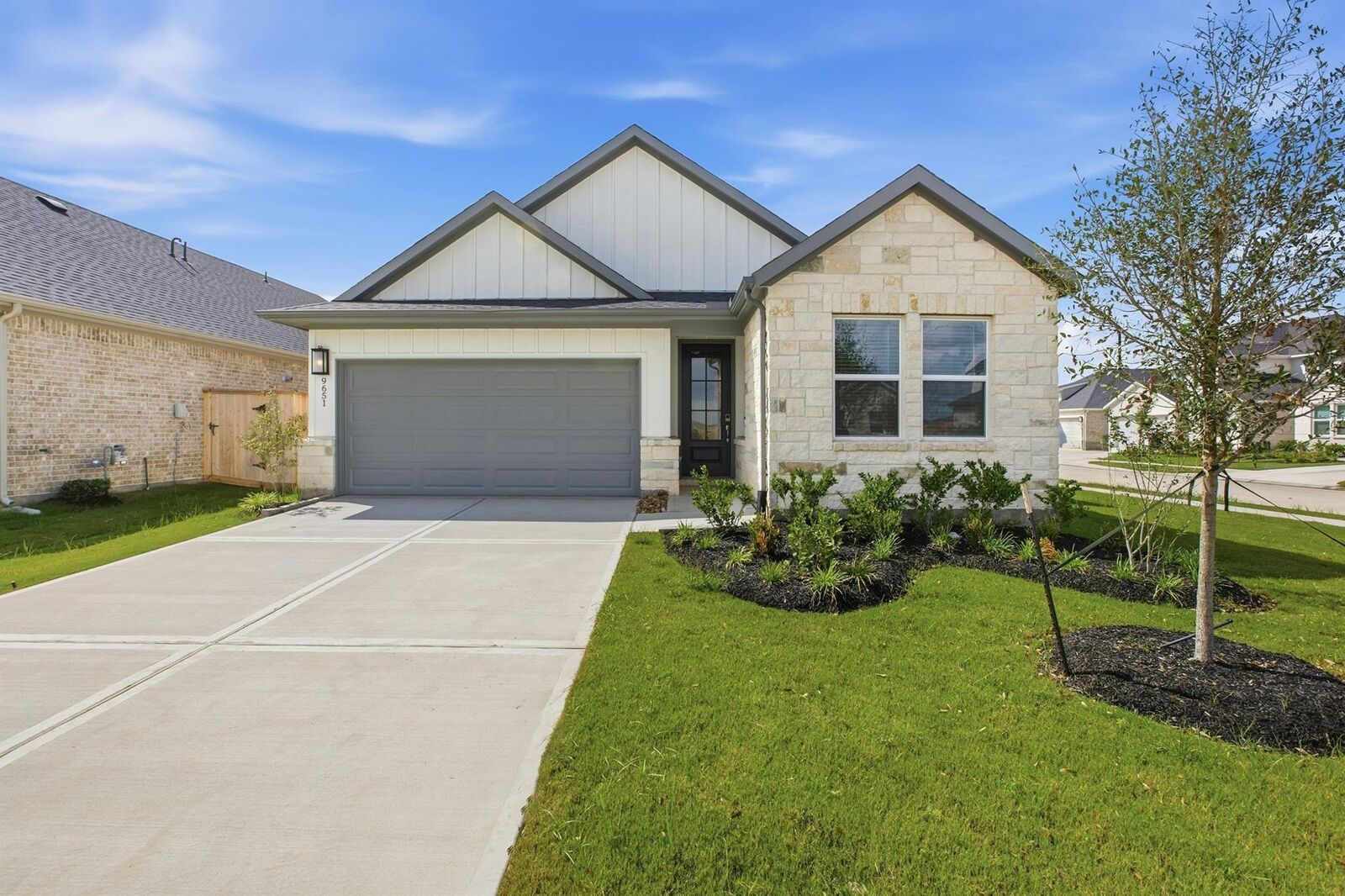 Property Photo:  9651 Akashi Run Drive  TX 77433 