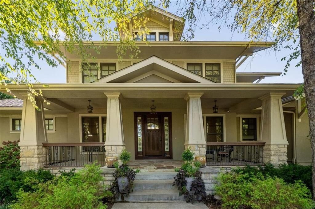 Property Photo: 14204 Bluejacket Street KS 66221