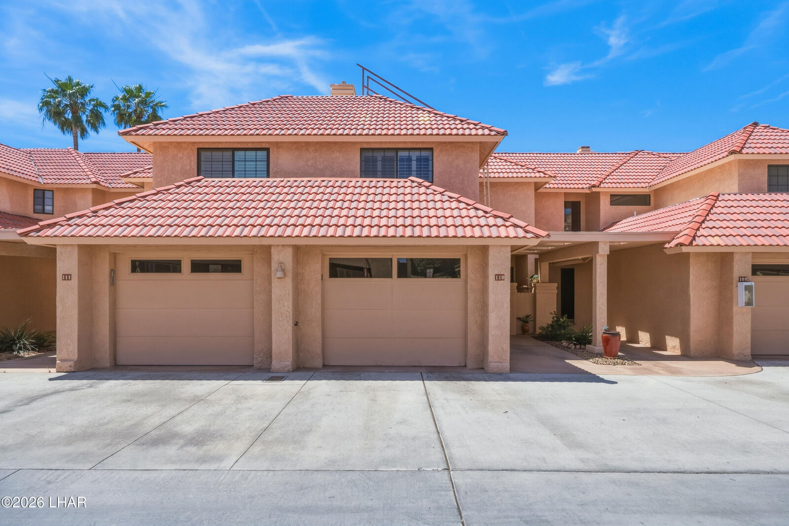 Property Photo:  1650 Smoketree Ave 110  AZ 86403 