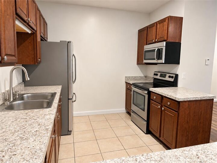 Property Photo:  31 Broadway Suite B  PA 18013 