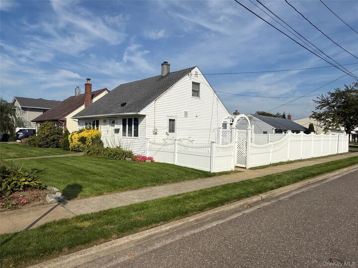 Property Photo: 271 Forest Avenue NY 11758