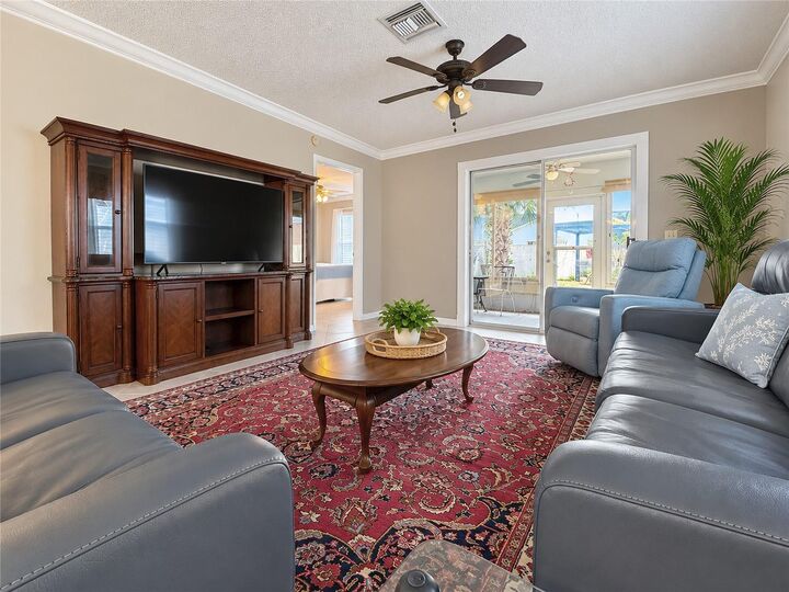 Property Photo:  1318 Balboa Court  FL 32159 