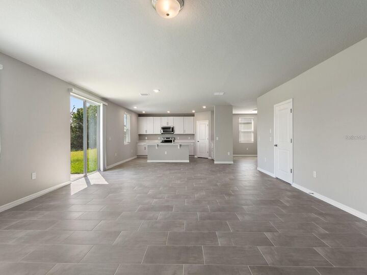 Property Photo:  1220 Oak Valley Drive  FL 33823 