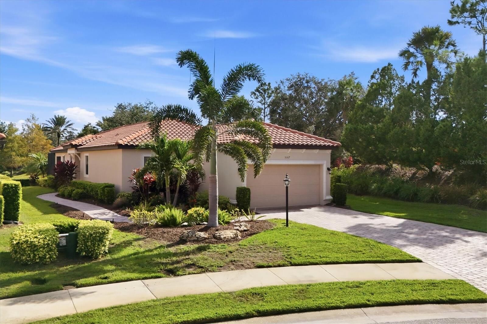 Property Photo:  5367 Vaccaro Court  FL 34211 