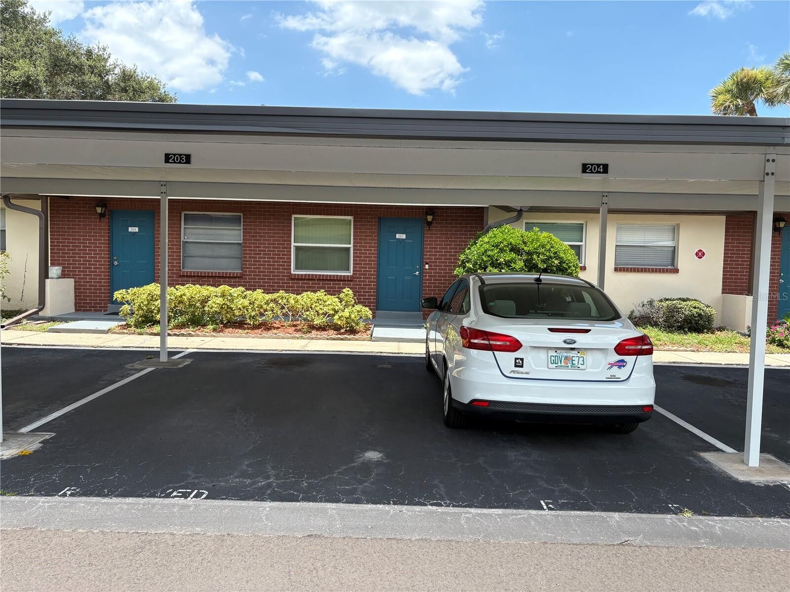Property Photo:  24862 US Highway 19 N 205  FL 33763 
