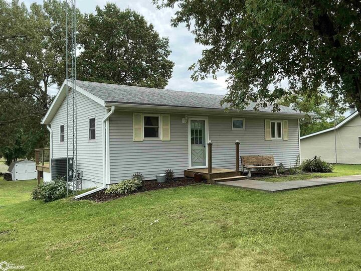 Property Photo:  13563 431st Street  IA 52581 